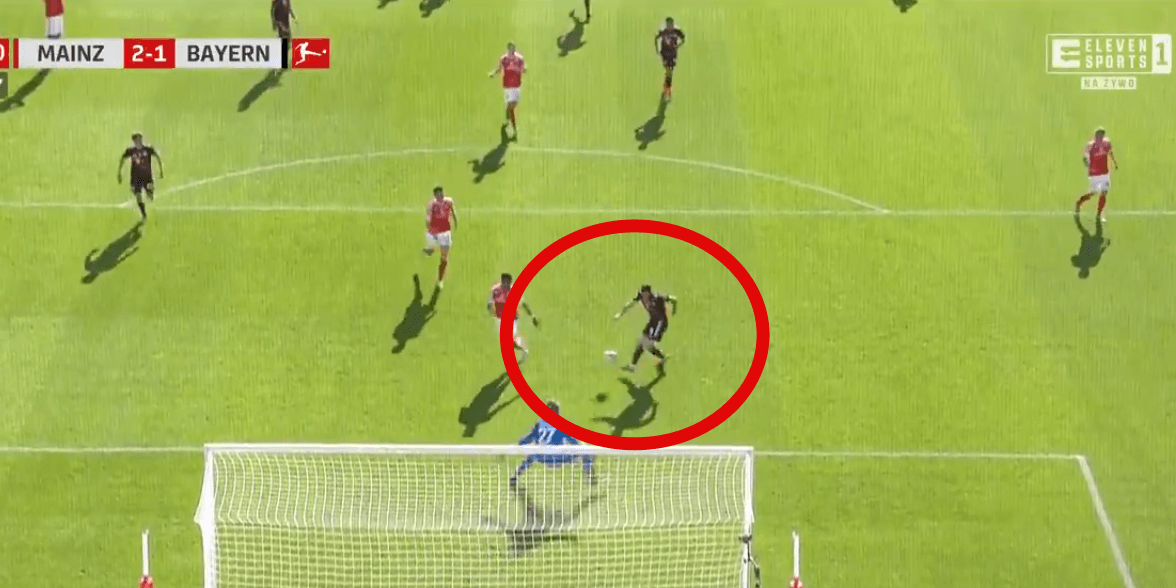 Bayern przegrywa, ale Lewandowski strzela gola. Do Mullera zostało 5 bramek [WIDEO] Zdjęcie główne wpisu