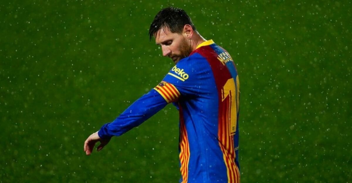 Przejście Messiego do PSG to kwestia czasu. Argentyńczyk sprawdza zapisy kontraktu Zdjęcie główne wpisu