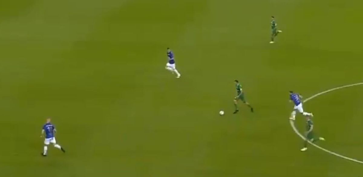 Radecki wyjaśnił legendarną próbę uderzenia z Lechem Poznań. „Myślałem, że wyjdzie mi strzał życia” Zdjęcie główne wpisu