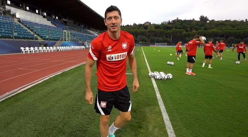 Mistrz świata o sytuacji Lewandowskiego. „Uznałbym to za bardzo dobry ruch” Zdjęcie główne wpisu