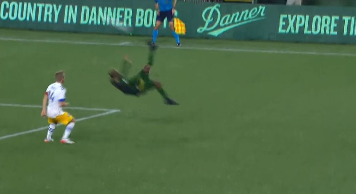 Poznaliśmy bramkę sezonu w MLS!? Znakomita przewrotka zza pola karnego [WIDEO] Zdjęcie główne wpisu