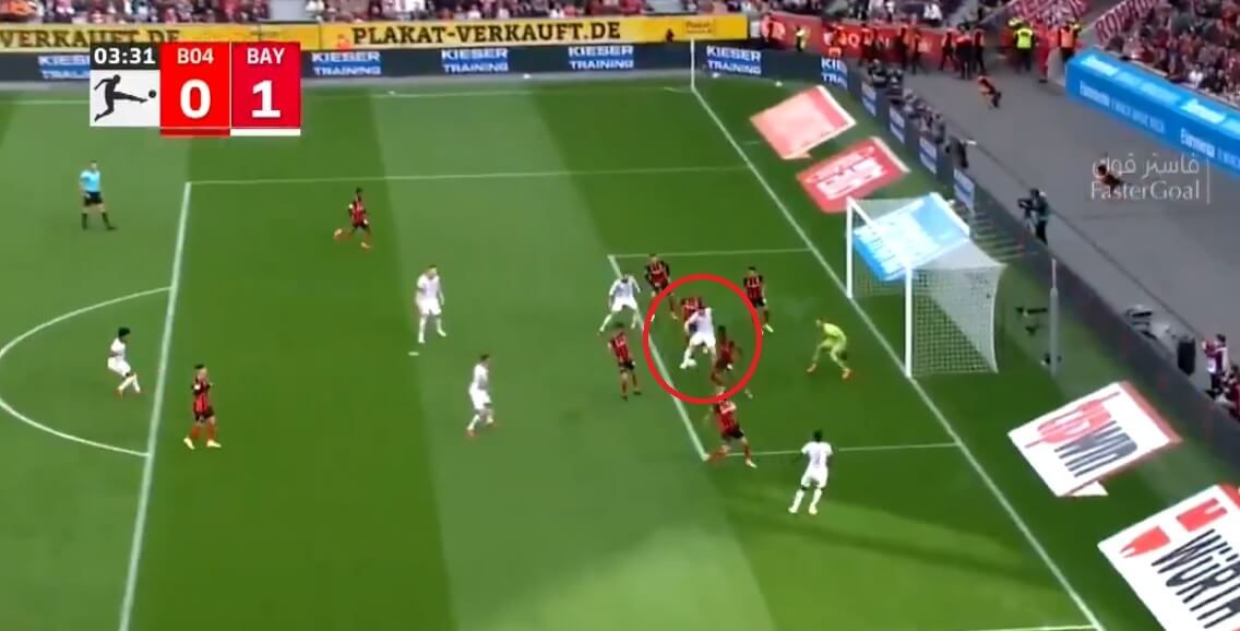 Lewandowski wraca do strzelania! Znakomita bramka piętą polskiego napastnika [WIDEO] Zdjęcie główne wpisu