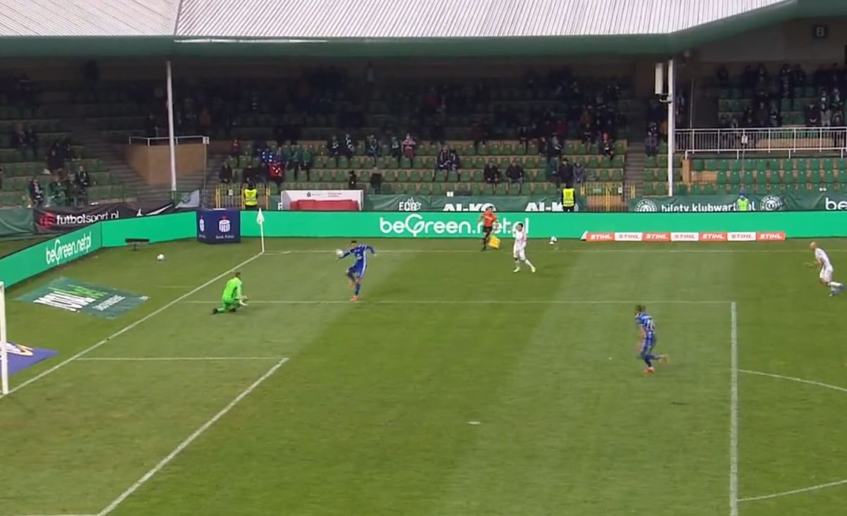 Poznaliśmy kiks sezonu w Ekstraklasie? Fatalny błąd bramkarza Warty Poznań [WIDEO] Zdjęcie główne wpisu