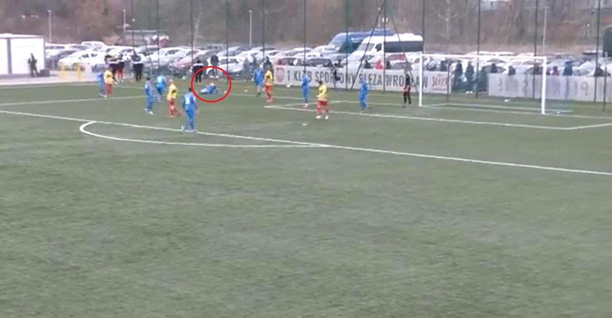 Groźnie wyglądająca kontuzja Łukasza Piszczka. Obrońca LKS-u musiał opuścić boisko [WIDEO] Zdjęcie główne wpisu