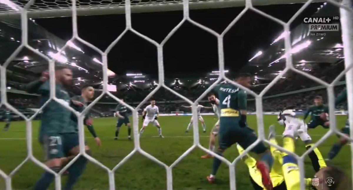 Radomiak prowadzi w Warszawie! Co zrobili Boruc z Wieteską? [WIDEO] Zdjęcie główne wpisu