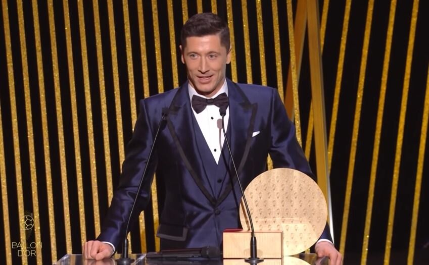 Robert Lewandowski jednak ze Złotą Piłką!? Kolejne optymistyczne wieści Zdjęcie główne wpisu