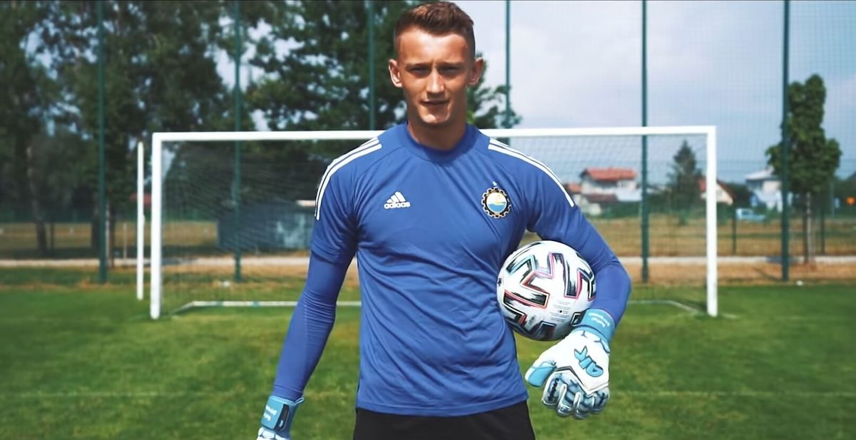 Polski bramkarz bliski wyjazdu za granicę. Kierunek? Francja! Zdjęcie główne wpisu