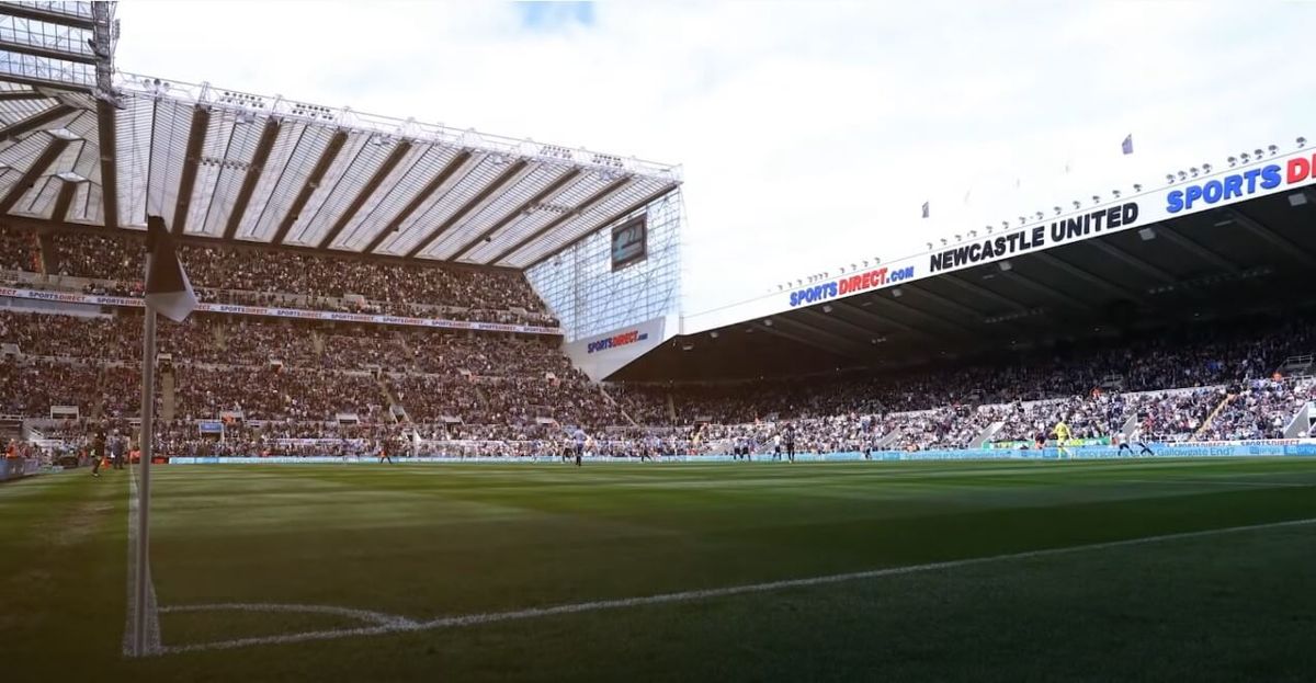 Newcastle United obserwuje kolejnego zawodnika. Piłkarz Arsenalu może wzmocnić Sroki Zdjęcie główne wpisu