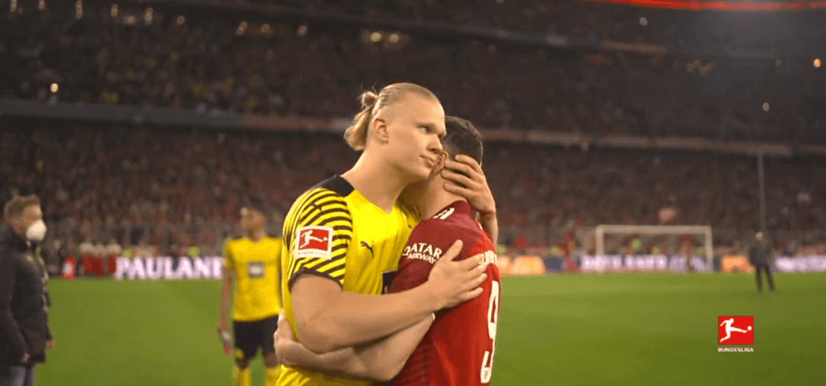 Lewandowski i Haaland podziękowali sobie po meczu: „Ogromny szacunek między dwoma najlepszymi na świecie” [WIDEO] Zdjęcie główne wpisu