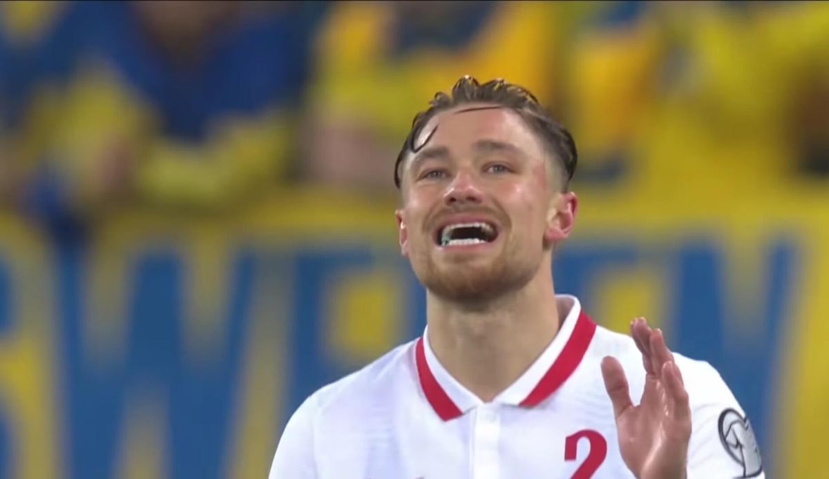 Matty Cash dowiedział się o braku powołania z mediów. „Nie wiemy, jakie są powody tego, że Matty’ego nie ma w kadrze” Zdjęcie główne wpisu