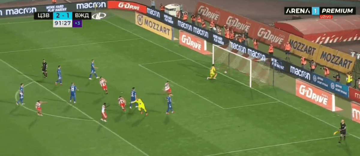 Crvena zvezda piąty raz z rzędu wygrała ligę serbską! Mistrzostwo przypieczętował bramkarz [WIDEO] Zdjęcie główne wpisu