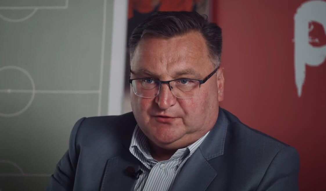 „Fajnie byłoby mieć Polaka w Barcelonie”. Michniewicz rozmawiał z Lewandowskim Zdjęcie główne wpisu