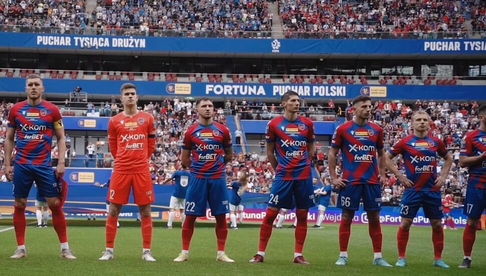 Trafił do Rakowa miesiąc temu. Może wylecieć z klubu za wizytę w McDonald’s Zdjęcie główne wpisu