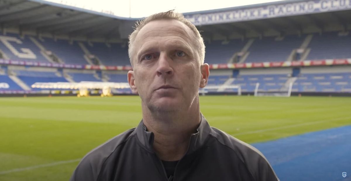 „Romantyczny trener”. Dziennikarze przybliżyli sylwetkę van den Broma Zdjęcie główne wpisu