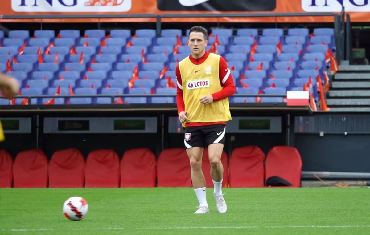 Fabrizio Romano z nowymi wieściami o Piotrze Zielińskim. „Al-Ahli czeka na decyzję Napoli” Zdjęcie główne wpisu