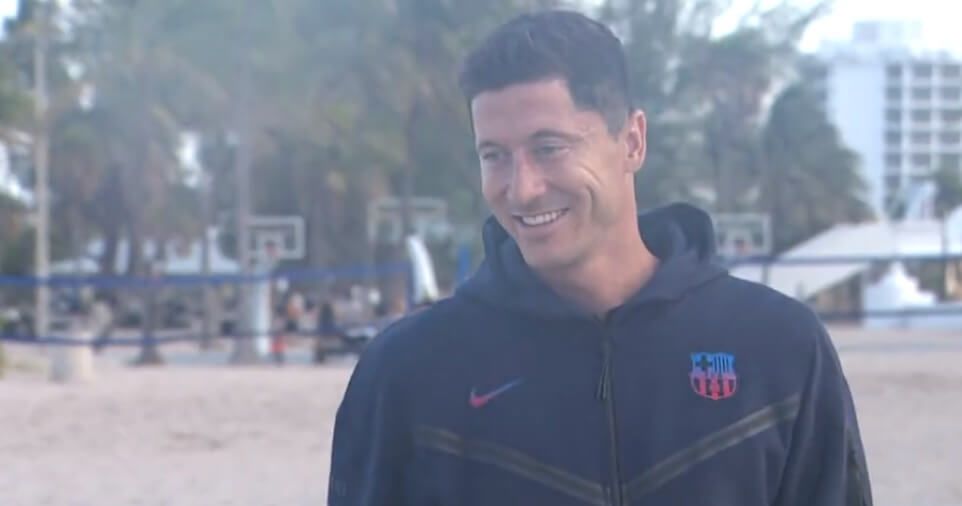Pedri o Lewandowskim: „Jest gwarancją goli. Jesteśmy dumni, że mamy go w Barcelonie” Zdjęcie główne wpisu