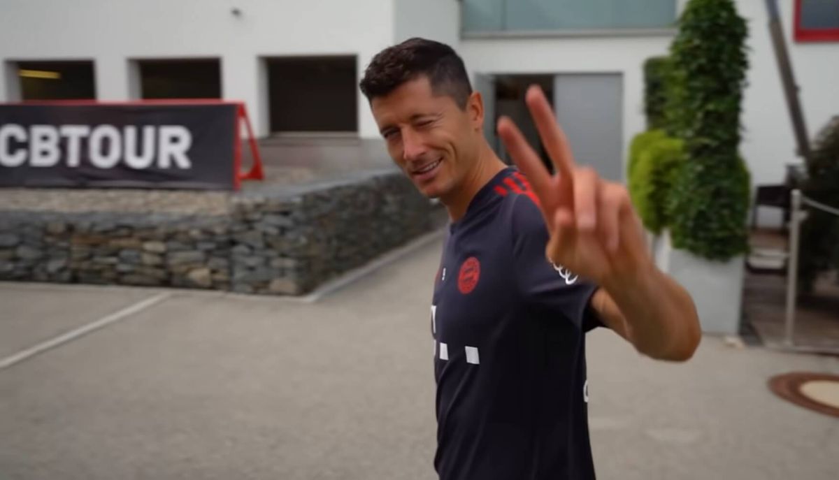 Robert Lewandowski pożegnał się z kolegami z Bayernu Monachium. Ujawniono, jakie przekazał prezenty Zdjęcie główne wpisu