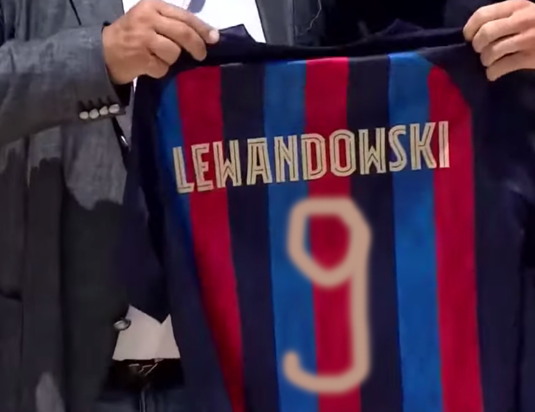 Szykuje się bitwa o „9”? Memphis Depay nie chce odchodzić z Barcelony Zdjęcie główne wpisu