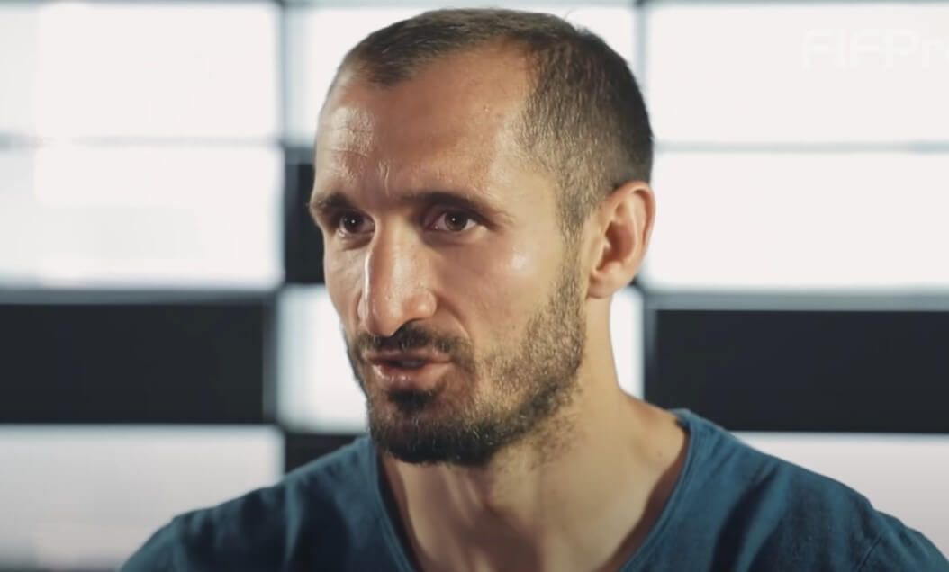 Chiellini stanął w obronie Maguire’a. „Wymagają od niego zbyt wiele” Zdjęcie główne wpisu