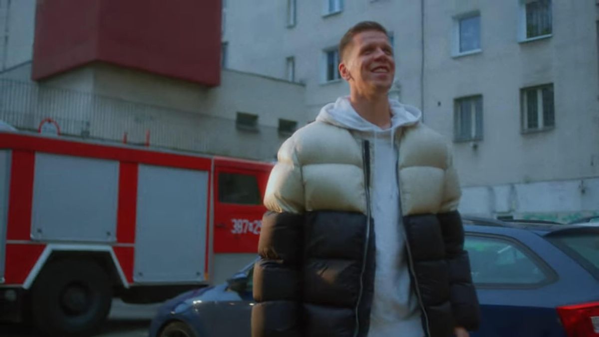 Żona Wojciecha Szczęsnego nagrała piosenkę z okazji mundialu. Refren napisał sam Wojtek [WIDEO] Zdjęcie główne wpisu