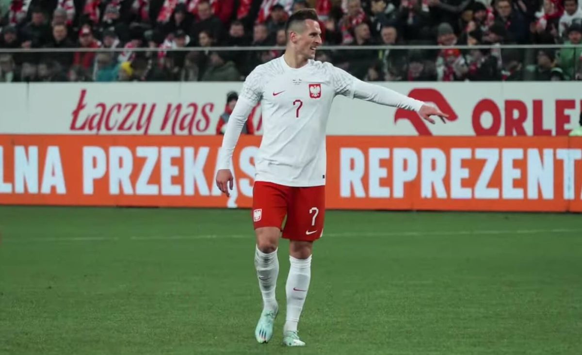 Michał Probierz wyjaśnił brak obecności Arkadiusza Milika na zgrupowaniu. „Mieliśmy inną koncepcję” Zdjęcie główne wpisu
