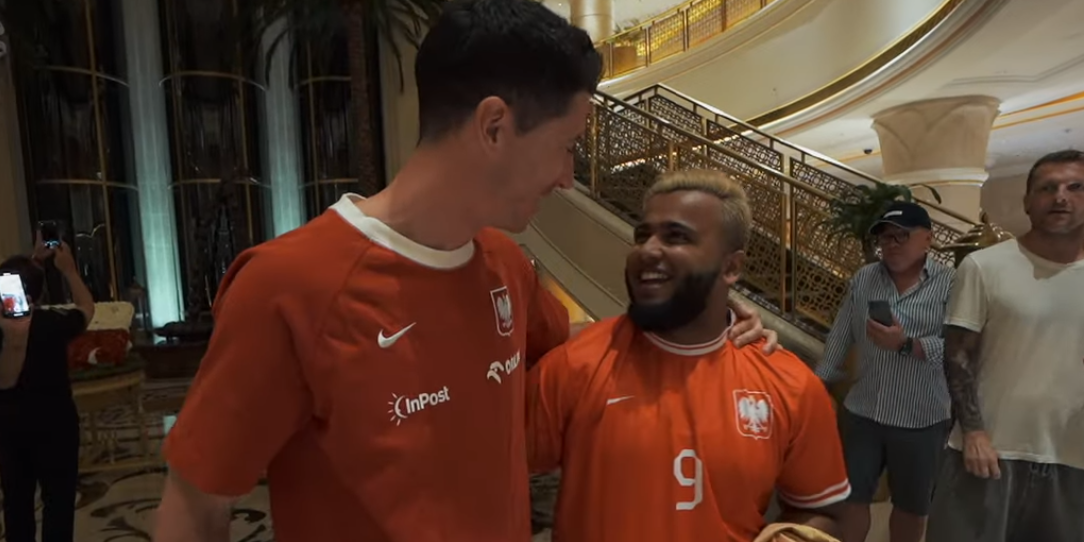 Robert Lewandowski złożył obietnicę szalonemu kibicowi z meczu z Arabią Zdjęcie główne wpisu
