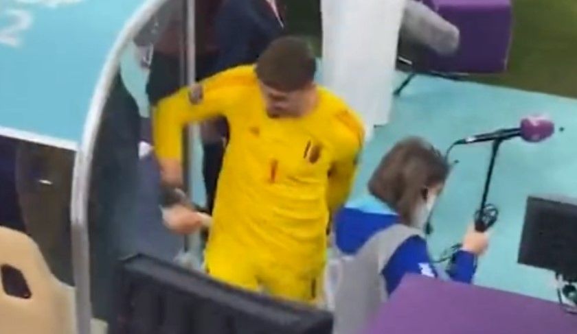 Sfrustrowany Thibaut Courtois. Kamery zarejestrowały frustrację bramkarza reprezentacji Belgii [WIDEO] Zdjęcie główne wpisu