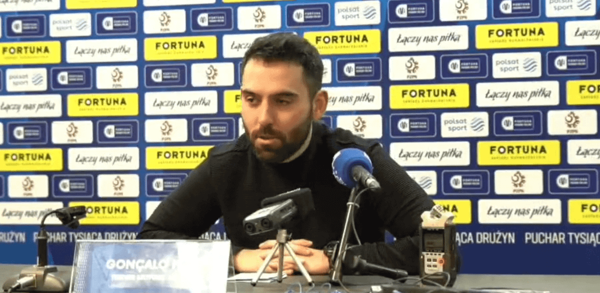 Kolejna ofiara Goncalo Feio przemówiła. „Zachowania, które w normalnym świecie są nie do zaakceptowania” Zdjęcie główne wpisu