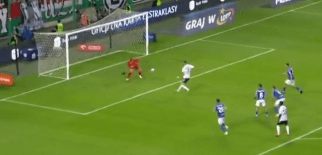 Identyczne bramki w różnych meczach Ekstraklasy. Legia i Zagłębie z podobnymi trafieniami [WIDEO] Zdjęcie główne wpisu