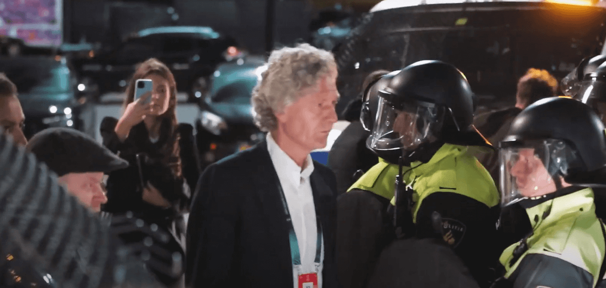 Legia ujawnia kulisy skandalu w Alkmaar. „Pokazali ksenofobię, agresję i dyskryminację” [WIDEO] Zdjęcie główne wpisu