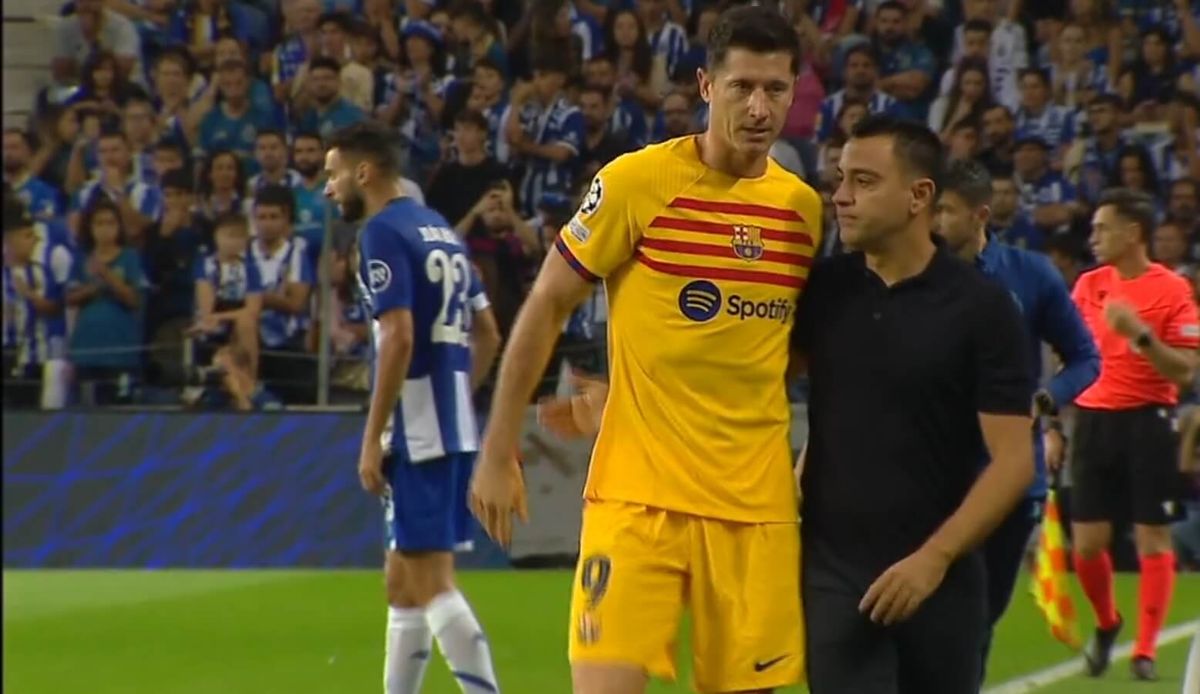 Poważna kontuzja Roberta Lewandowskiego. Polak opuści ważne mecze Zdjęcie główne wpisu