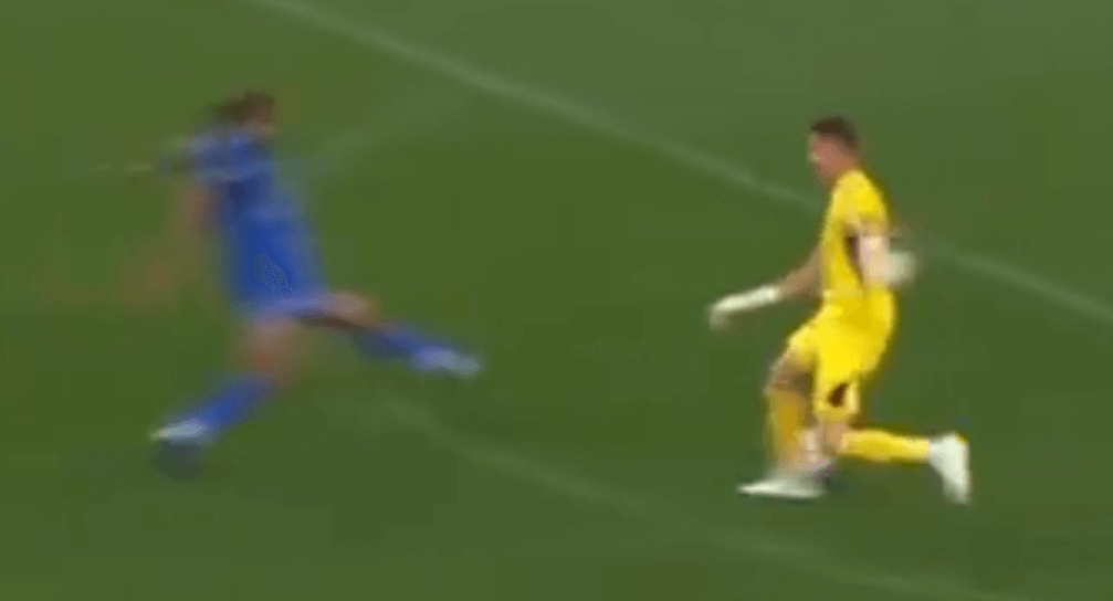 Kibic francuskiego klubu wyśmiewa polskiego bramkarza. Stworzył kompilację nieudanych zagrań [WIDEO] Zdjęcie główne wpisu