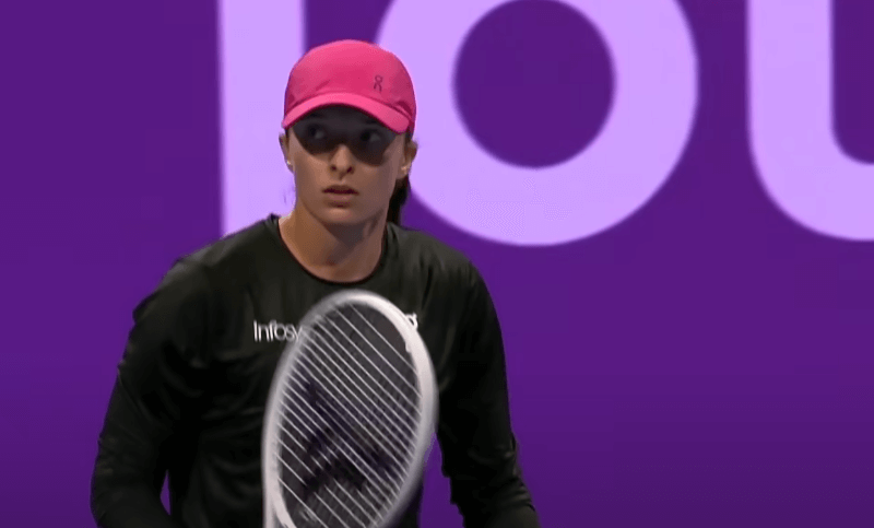 Iga Świątek dobitnie o porażce w półfinale. „Płakałam przez sześć godzin” Zdjęcie główne wpisu