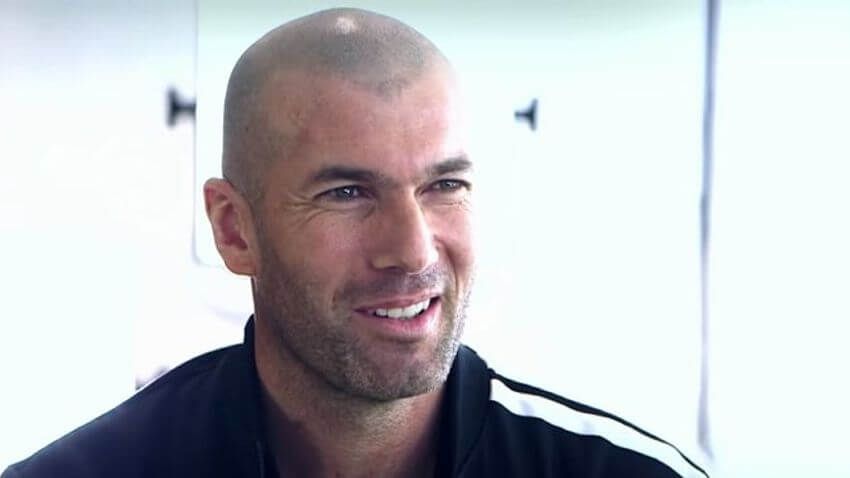 Bayern miał kontaktować się z Zidanem. Legendarny Francuz wyrwie Bawarczyków z kryzysu? Zdjęcie główne wpisu