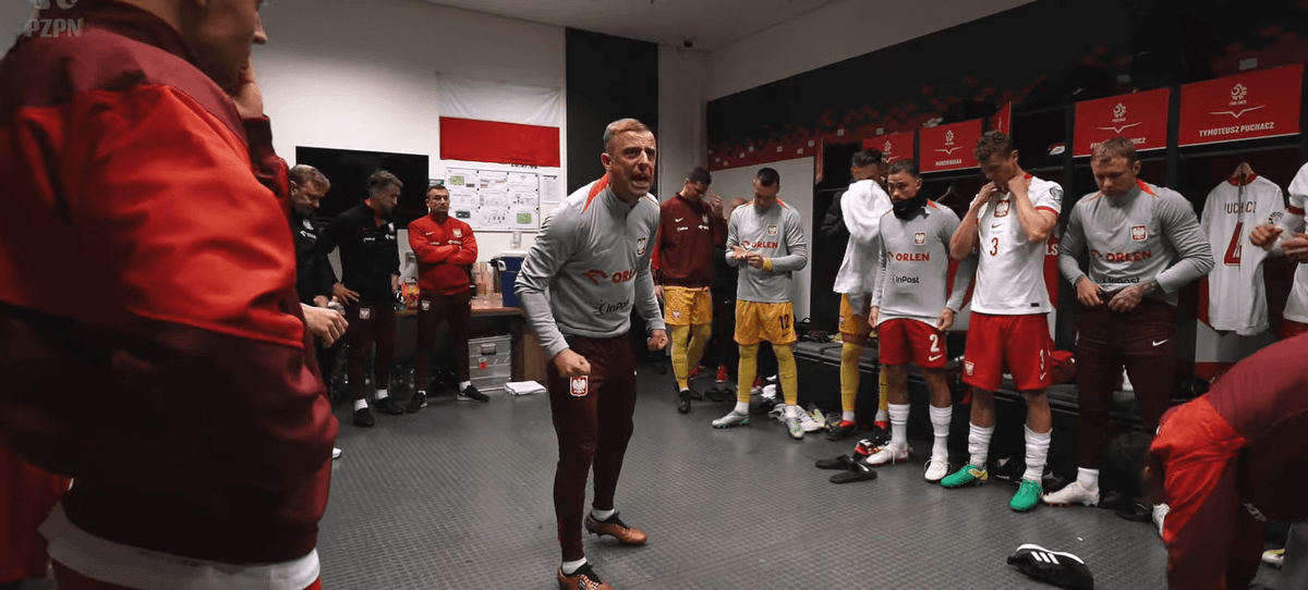 Kamil Grosicki wygłosił płomienną przemowę przed meczem z Estonią. „Stadion ma płonąć!” [WIDEO] Zdjęcie główne wpisu