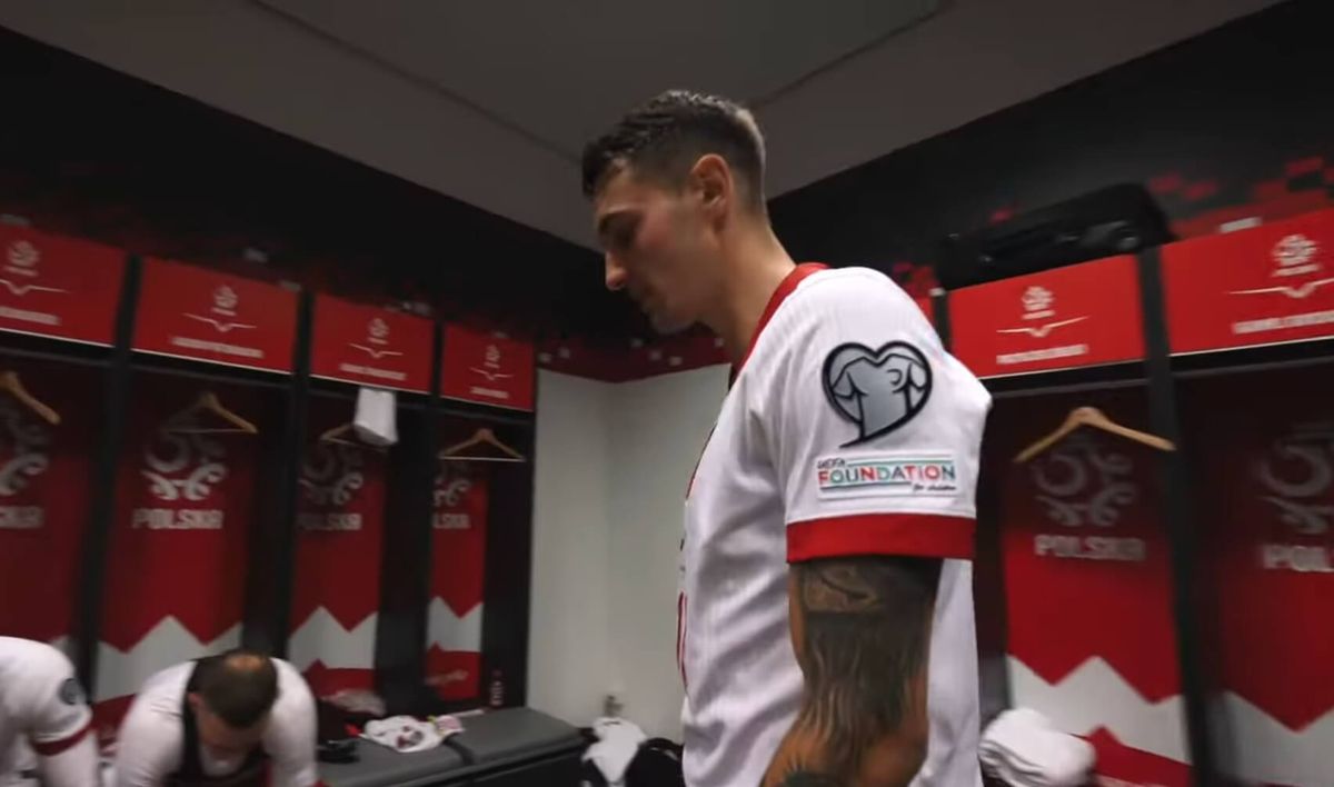 Ambitna postawa Jakuba Kiwiora w przerwie meczu z Estonią. „Da się pięć, strzelmy pięć, k***a” [WIDEO] Zdjęcie główne wpisu