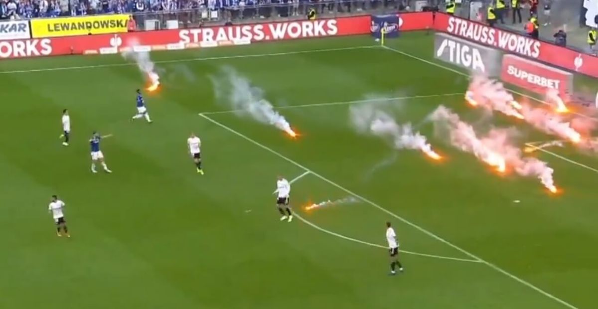 Ostra kara dla Lecha Poznań. Skutek odpalonych rac w meczu z Legią Zdjęcie główne wpisu