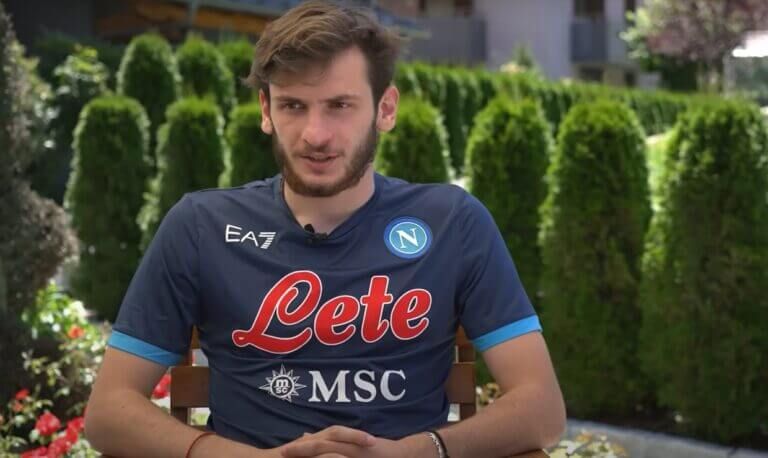 Kwaracchelia zastąpi Mbappe w PSG? Napoli oczekuje chorych pieniędzy Zdjęcie główne wpisu