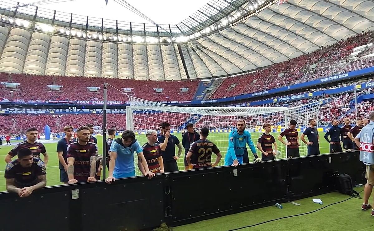 Prezes Pogoni Szczecin wystosował list do kibiców! „Musimy wrócić z piekła na ziemię” Zdjęcie główne wpisu