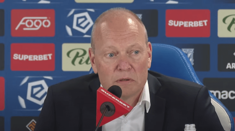 Niels Frederiksen wyjaśnił sytuację piłkarza, którego Lech miał sprzedać. „Nie mam zastrzeżeń” Zdjęcie główne wpisu