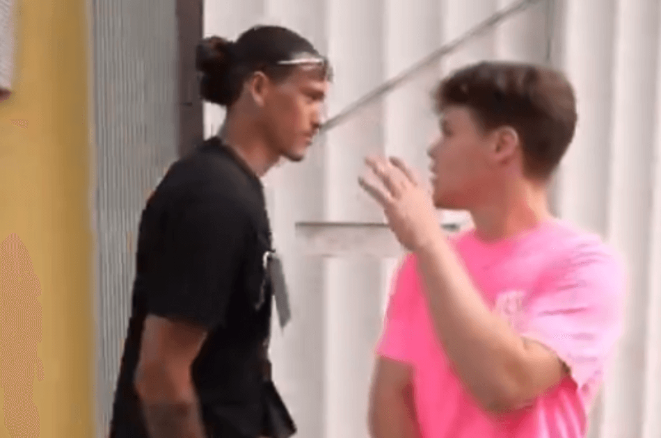 Piłkarz Liverpoolu kompletnie zignorował znanego influencera. Twórca nie wiedział, kogo spotkał [WIDEO] Zdjęcie główne wpisu