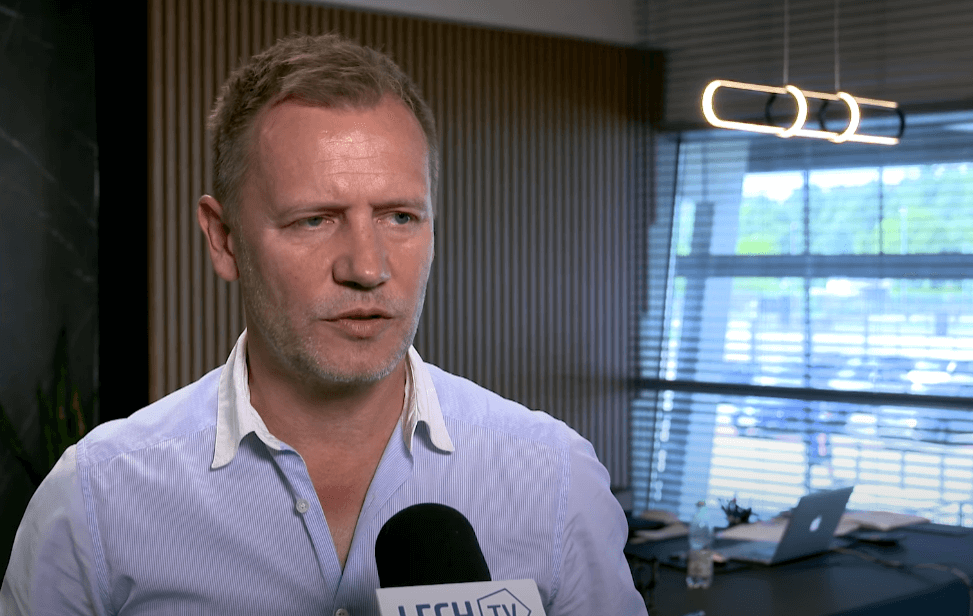 Dyrektor Tomasz Rząsa potwierdza. Lech mógł sprzedać tego zawodnika dwa razy drożej Zdjęcie główne wpisu