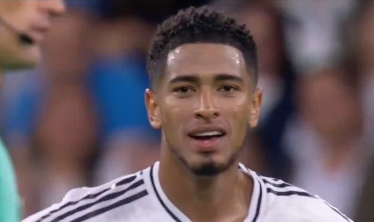 Ostre słowa Bellinghama w kierunku sędziego. Wyzwiska Anglika nie znalazły się jednak w protokole meczowym [WIDEO] Zdjęcie główne wpisu