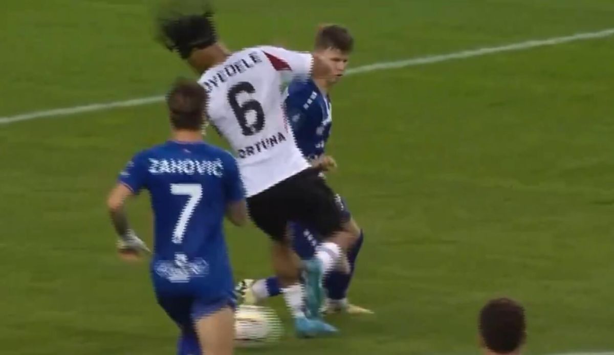 Kibice Legii zachwyceni występem Oyedele. Kompilacja zagrań hitem w sieci [WIDEO] Zdjęcie główne wpisu