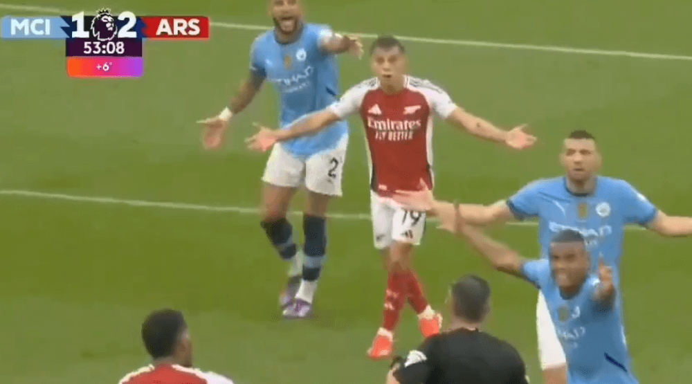 Kontrowersyjna kartka dla Trossarda w meczu z City. Usunięty z boiska z odkopanie piłki [WIDEO] Zdjęcie główne wpisu