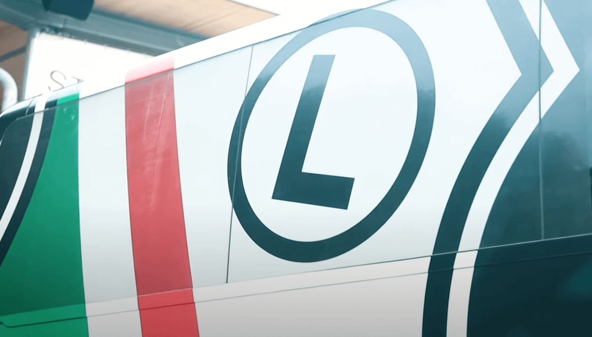Pierwszy transfer Legii Warszawa! Wygrany wyścig o piłkarza z Wieczystą Kraków Zdjęcie główne wpisu