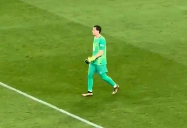 Wojciech Szczęsny przywitany na Camp Nou! "Szczęsny Fumador" [WIDEO] Zdjęcie główne wpisu