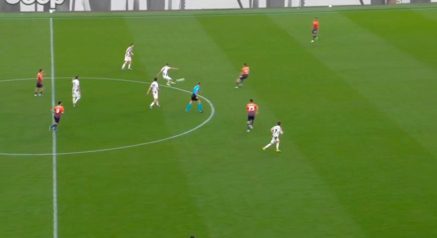 Arkadiusz Milik bliski gola z niemal połowy boiska! Zabrakło naprawdę niewiele [WIDEO] Obraz wpisu