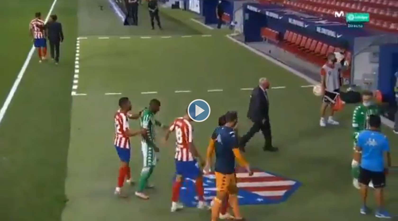 Piłkarz Atletico nauczył rywala szacunku. Nie pozwolił mu… [WIDEO] Obraz wpisu