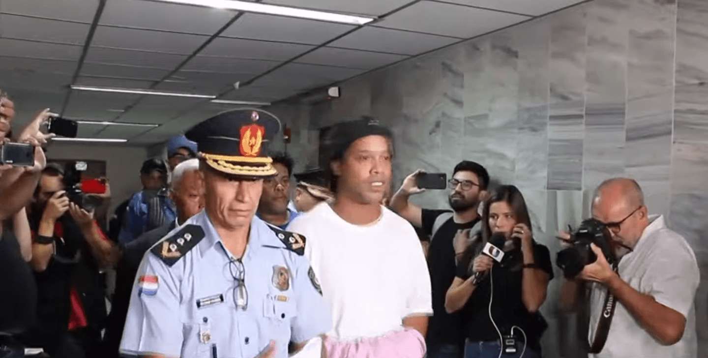 Ronaldinho nie wróci szybko do Brazylii! Sąd odrzucił wniosek Brazylijczyka Obraz wpisu